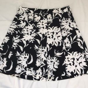Lane Bryant Black White Floral Below Knee Skirt